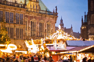 Bremen - Weihnachtsmarkt vor dem Rathaus